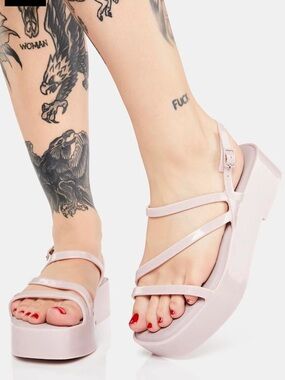 Melissa / dolls kill ESSENTIAL CLASSY PLATFORM SANDALS size 7